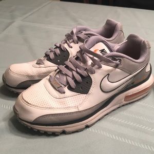 Nike air max shoes